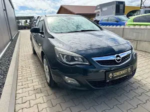 Opel Astra Sport Zahnriemen ernt. Xenon Tüv  Service Neu