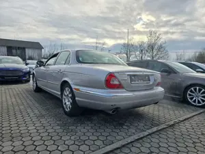 Jaguar XJ6 Bild 3