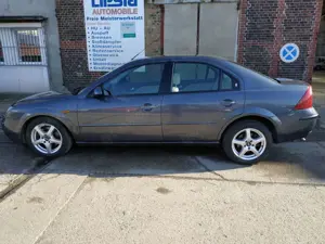 Ford Mondeo Mondeo 1.8 Ghia/ TÜV NEU/ wenig KM/ Winterpaket