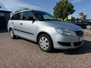 Skoda Fabia Special*ERSTE HAND*GANZJAHRESREIFEN*KLIMA*EURO5*