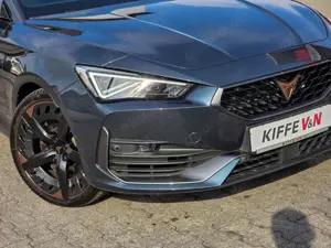 CUPRA Leon ST VZ 4Drive FullLink Pano Matrix LEDER Beats Bild 5