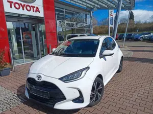 Toyota Yaris Hybrid Teamplayer *Smartphone*Kamera