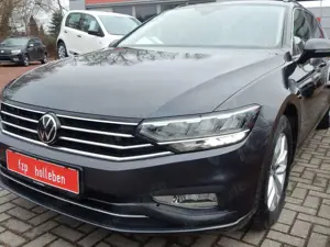 Volkswagen Passat Variant Business AUTOMATIK LED-SCHEINWERFER NAVI WENIG KM!