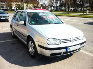 Volkswagen Golf Golf IV1.4iSpecial*Tüv/Service+ZRimNeu*Klima*1aZust**