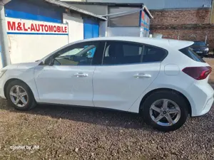 Ford Focus Titanium beheizte Frontscheibe+ Lenkrad Bild 5