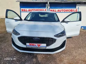 Ford Focus Titanium beheizte Frontscheibe+ Lenkrad