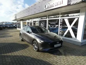 Mazda 3 2.5L e-SKYACTIV G 140ps  6MT FWD Takumi