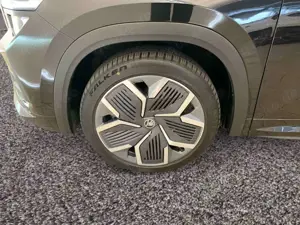 Skoda Kodiaq Sportline TDI DSG 4x4 7S AHK*PANO*ACC*HUD Bild 4