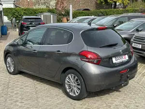 Peugeot 208 Bild 5