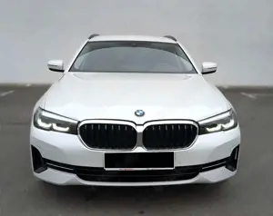 BMW 520 Touring xDrive ATM 67-TKm Leder Mild-Hybrid Bild 2