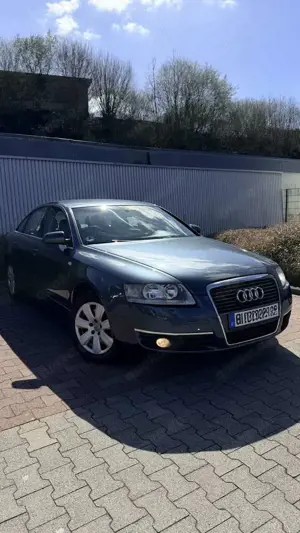Audi A6 Avant 2.4 multitronic TÜV gültig bis März 2028.