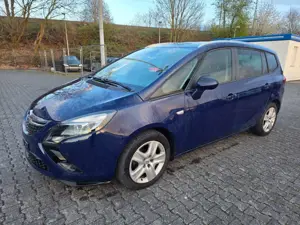 Opel Zafira Tourer Edition