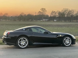 Eleganter Ferrari 599 GTB  Bild 2