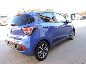 Hyundai i10 Passion + , Klima , Navi , PDC , Sitzheizung !!! Bild 4