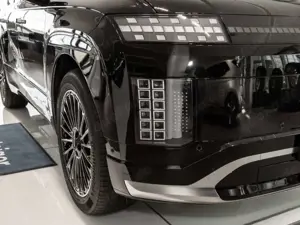 Hyundai IONIQ 9 UNIQ 4WD*7-Sitzer*PANO*HUD*Navi*Leder*360°Kamera* Bild 2