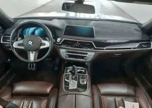 BMW 730 d xDrive M-Sport  Shadow Line Bild 4