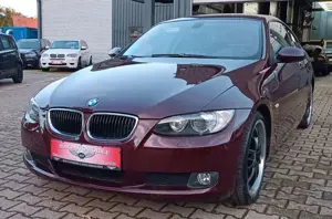 BMW 320 i Coupe 170PS Navi PDC Serviceheft