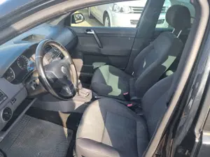 Volkswagen Polo Polo IV  5-Türer 1.4 Black/Silver Edition Bild 3