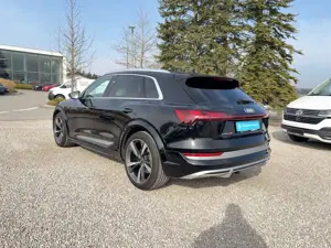 Audi e-tron S quattro 370kW Kamera/Matrix/Pano/AHK