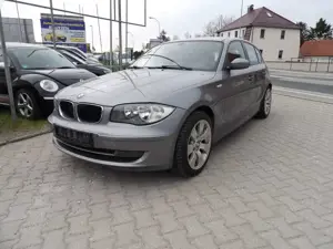 BMW 116 116i Automatik Klima Alu. PDC HA AU Neu Bild 3