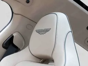 Aston Martin DBX 707 -China Grey- Bild 5