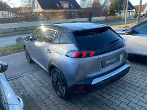 Peugeot 2008 Bild 4
