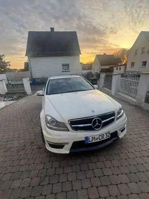 Mercedes-Benz C 200 T CDI DPF (BlueEFFICIENCY) Elegance