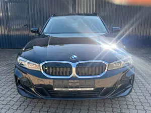 BMW 318 i Aut. Touring Facelift/ Kamera/Komfortzug Bild 3
