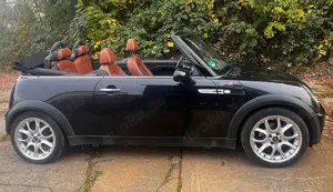 MINI Cooper Cabrio Mini Cooper Cabrio Sidewalk