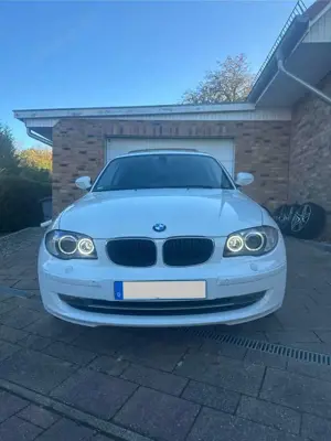 BMW 116 Perfekt für den Sommer!/Familienbesitz/carVertical