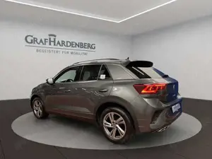 Volkswagen T-Roc 1.5 TSI DSG R-Line AK Kamera ACC Navi Bild 4
