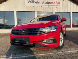 Volkswagen Passat Variant Business VZE DIGI RearView Kamera Massage AHK ACC