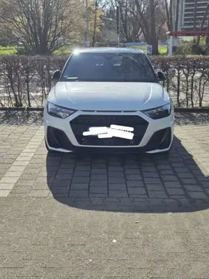 Audi A1 A1 35 TFSI Sportback S tronic S line