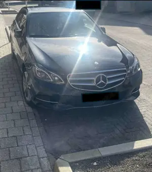 Mercedes-Benz E 300 E 300 BlueTEC 9G-TRONIC Edition E