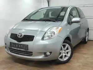 Toyota Yaris 1.5 TS KLIMA 1-HAND ALLWETTER AUX-IN SERVO EURO-4