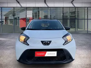 Toyota Aygo 1.0 Play ACC+Navi+Fernlichtass.+Kam.+PDC Bild 3