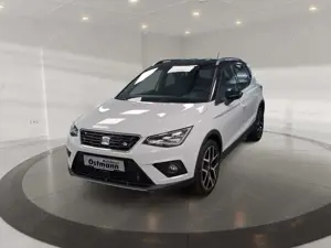 SEAT Arona 1.5 TSI FR AHK AUT RFK SHZ Navi LED