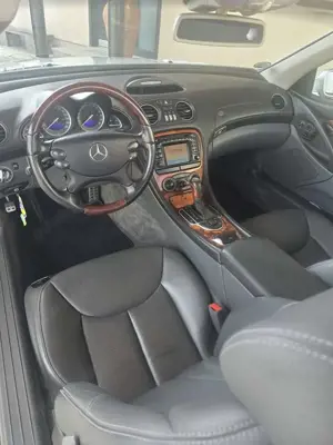 Mercedes-Benz SL 350 Automatik Bild 4