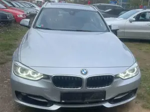 BMW 318 318 d Sport-Line Touring, Leder, Navi, Pano, Xenon
