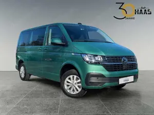 Volkswagen T6 Caravelle T6.1 Caravelle DSG Behind. Rollstuhllift 8 Sitze