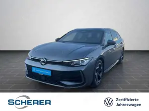 Volkswagen Passat Variant R-LINE 2.0 TSI DSG 4MOTION IQ.LIG