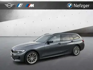 BMW 320 d xDrive Touring Sport Line  Park-Assistent
