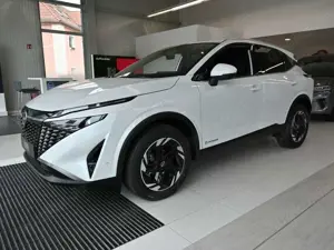 Nissan Qashqai 1.3 DIG-T MHEV Xtronic N-Conn Kam+ACC+LED Bild 2