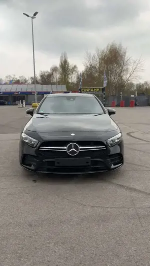 Mercedes-Benz A 35 AMG 4Matic Speedshift DCT 7G Bild 2
