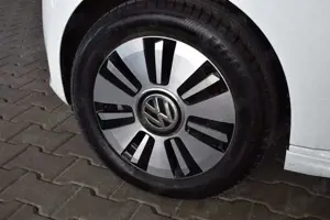 Volkswagen up! Bild 2