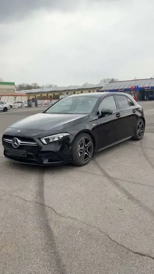 Mercedes-Benz A 35 AMG 4Matic Speedshift DCT 7G
