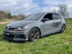 Volkswagen Golf GTI Golf VII 5-Türer TCR 2.0 TSI OPF DSG