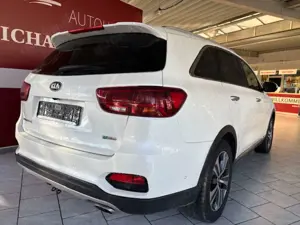 Kia Sorento Platinum 4WD LED 360° Pano AHK Bild 3