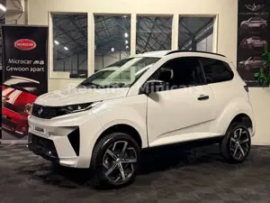 Aixam Crossover S10 WIE NEU WEISS Mopedauto Microcar