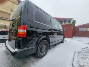 Volkswagen T5 Transporter TÜV neu 01.2028 Bild 3